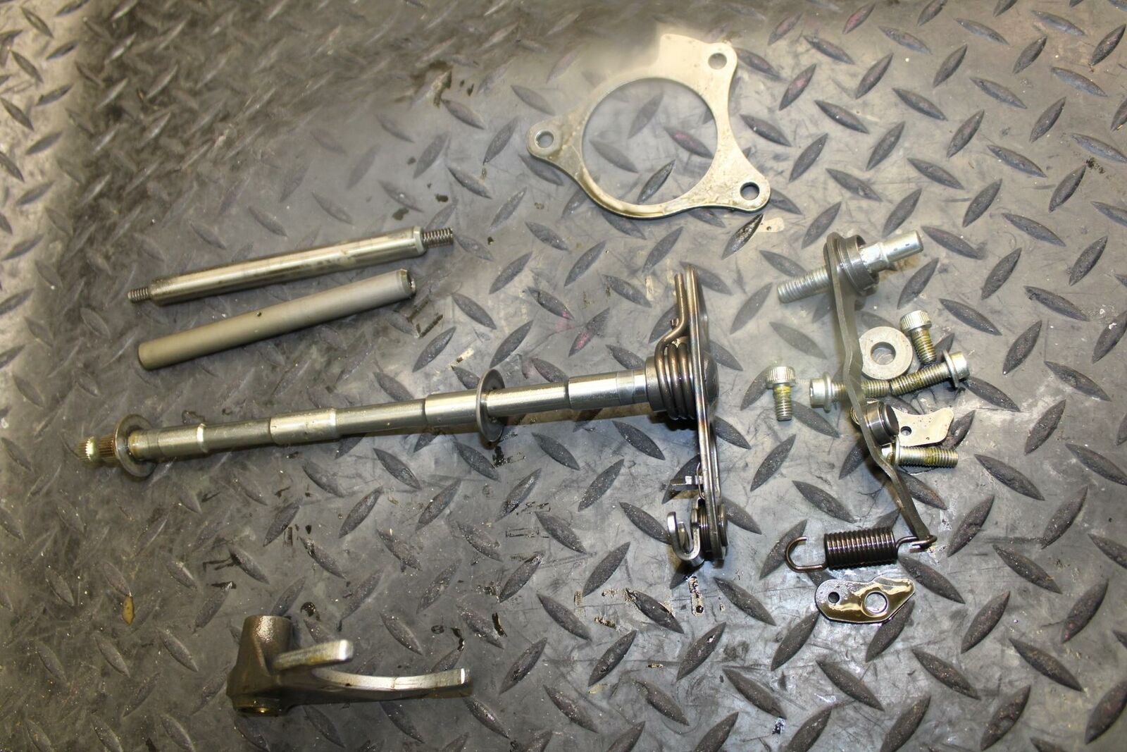 07 YAMAHA YZF R1 ENGINE TRANSMISSION GEAR SHIFT SHIFTER CAM DRUM FORKS BB191 C