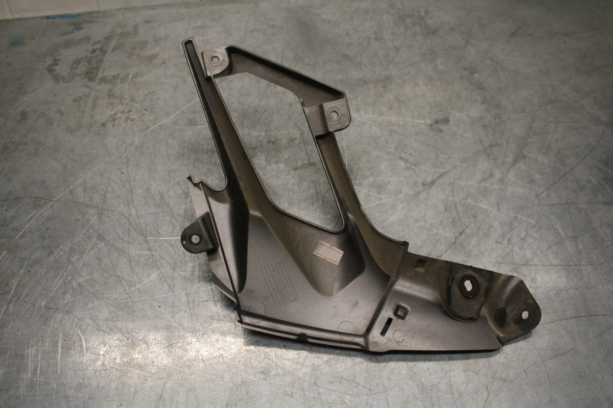 18-22 KAWASAKI NINJA 400 EX400 ABS LEFT AIR INTAKE GRILL BB416