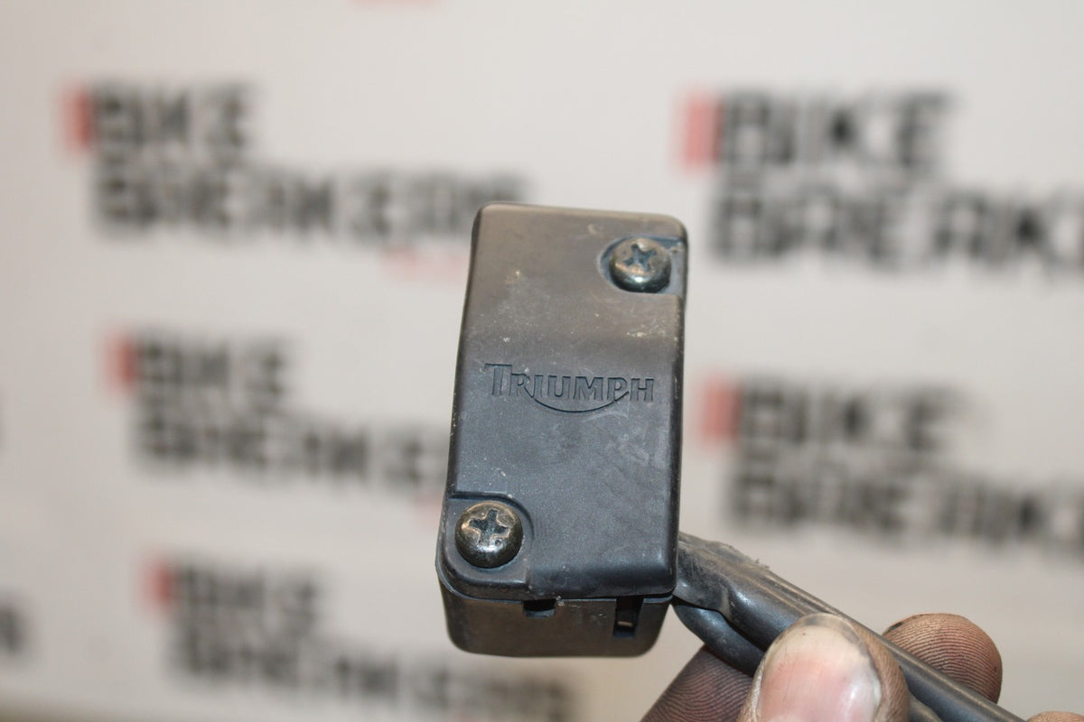 05-08 TRIUMPH SPEED TRIPLE 1050 RIGHT CLIP ON HANDLE KILL OFF START SWITCH BB933