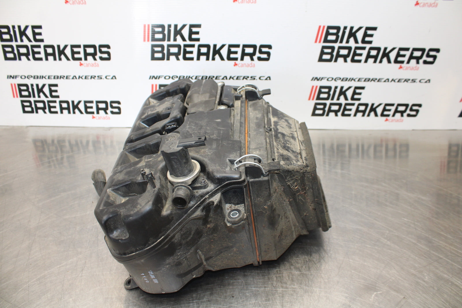 10-11 BMW S1000RR AIRBOX AIR INTAKE FILTER BOX BB168