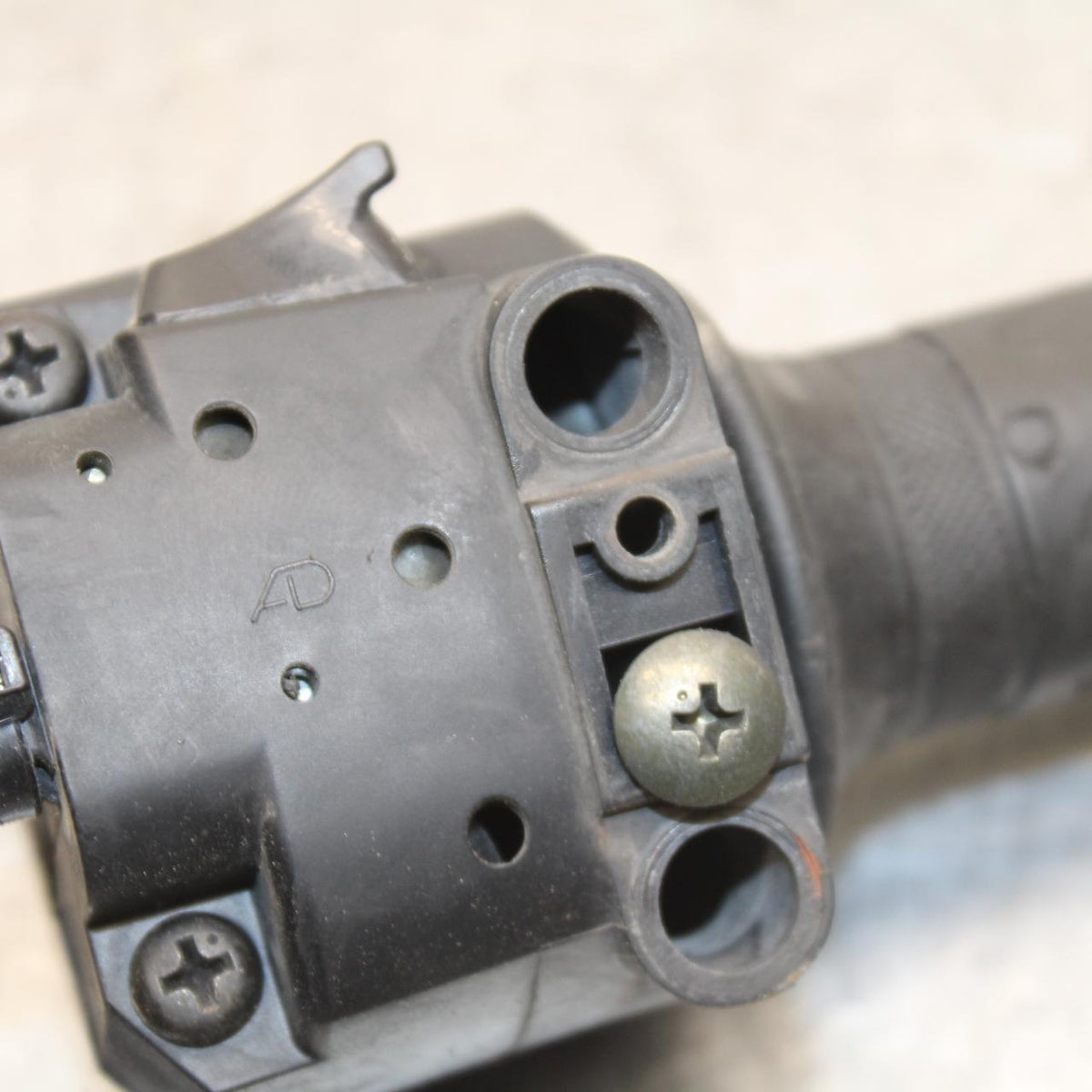 06-07 SUZUKI GSXR750 RIGHT THROTTLE GRIP BB645