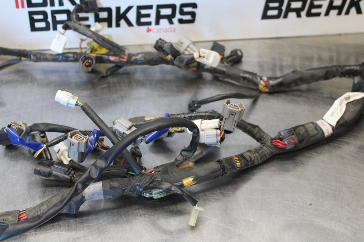 18 SUZUKI GSXR750 MAIN ENGINE WIRING HARNESS MOTOR WIRE LOOM BB891