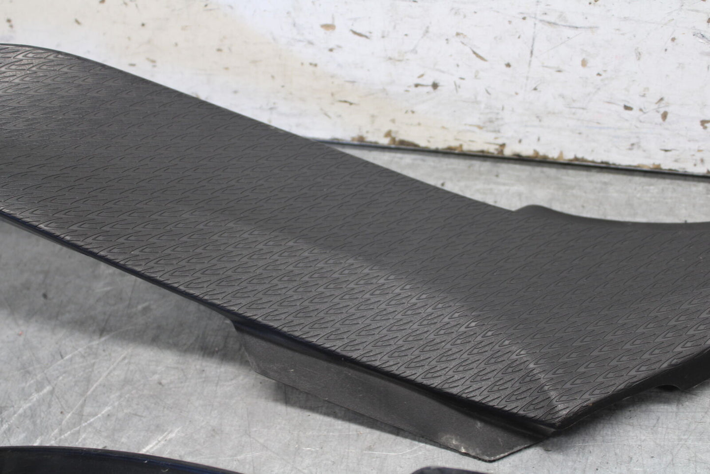 09-12 KAWASAKI NINJA ZX6R RIGHT LEFT GAS TANK PANELS COVERS TRIM SET COWLS BB698