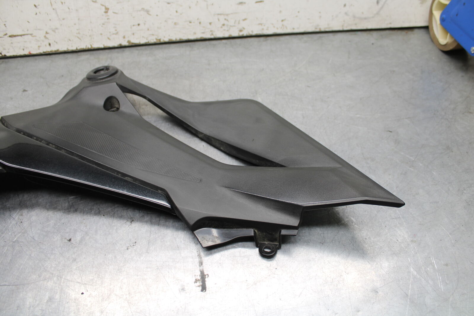 19-22 KAWASAKI Z400 RIGHT LOWER MID UPPER SIDE FAIRING COWL  BB738