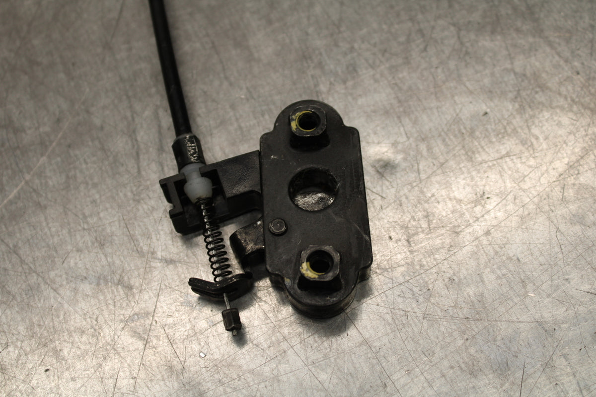 17-24 KTM 390 DUKE REAR PASSENGER SEAT LATCH LOCK ASSEMBLY BB734