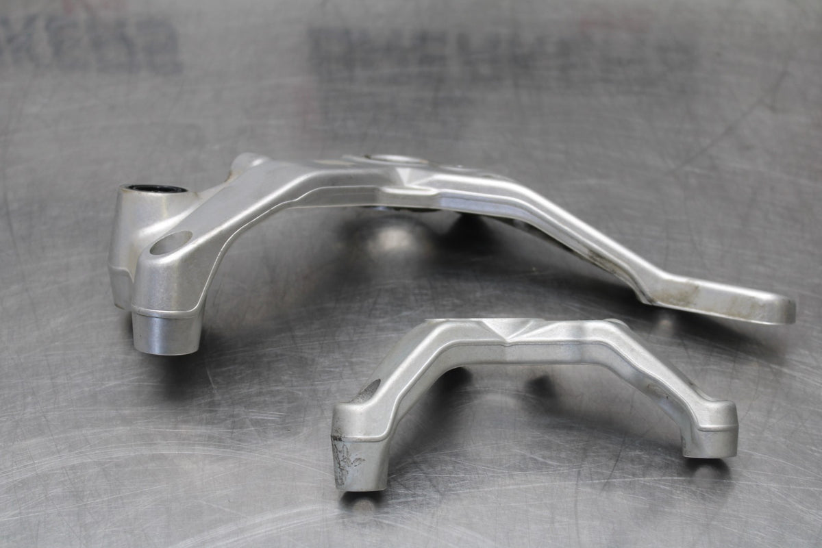 16 DUCATI 959 PANIGALE ENGINE/ FRAME MOUNT MOTOR BRACKET SET BB912