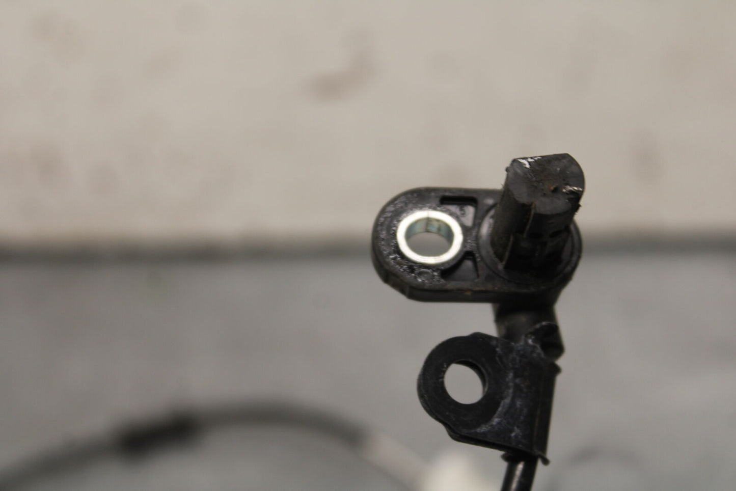 22-24 YAMAHA XSR900 FRONT ABS BRAKE SENSOR BB683