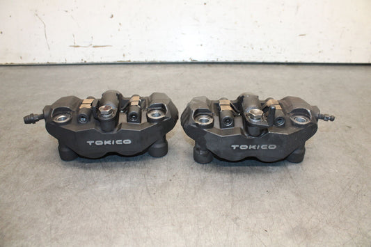 05-06 SUZUKI GSXR1000 RIGHT LEFT FRONT BRAKE CALIPER SET PAIR CALIPERS BB677