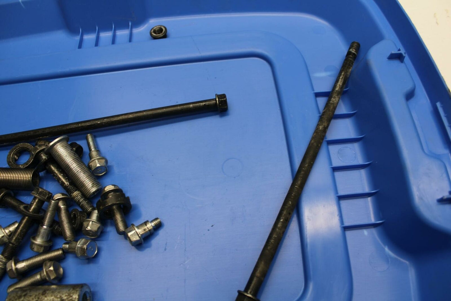 11-12 KAWASAKI Z1000 ENGINE MOUNTING BOLTS HARDWARE MOTOR SCREWS BB249