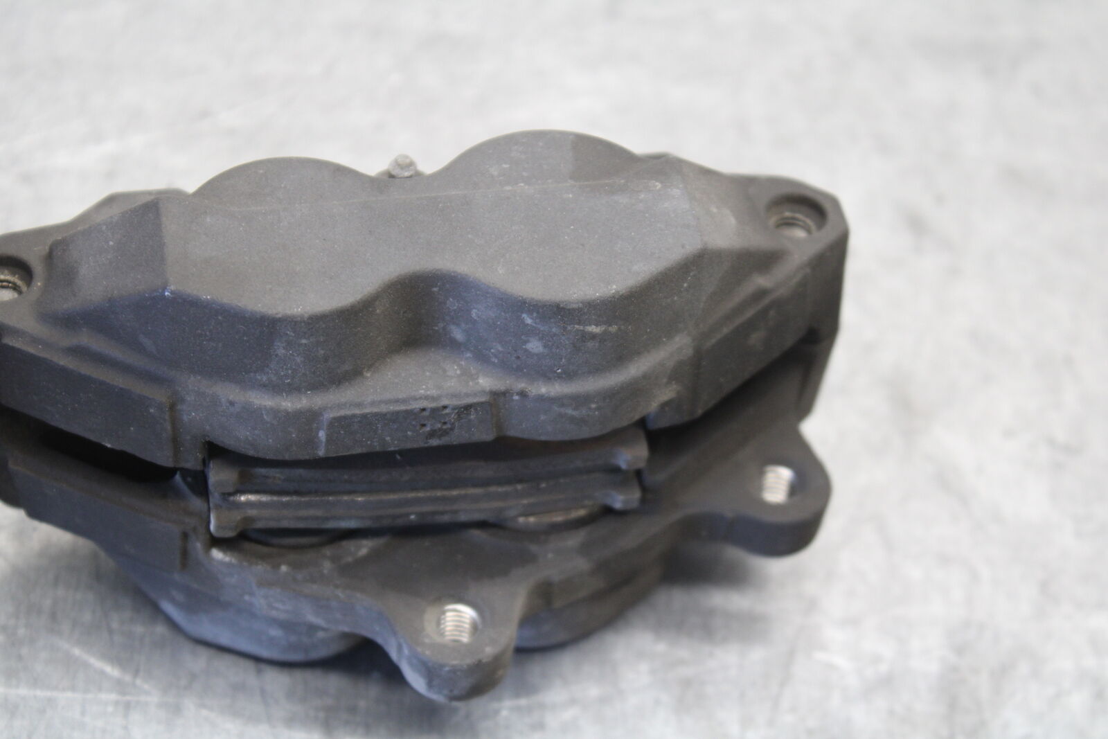 03-07 SUZUKI SV1000S RIGHT LEFT FRONT BRAKE CALIPER SET PAIR CALIPERS BB657