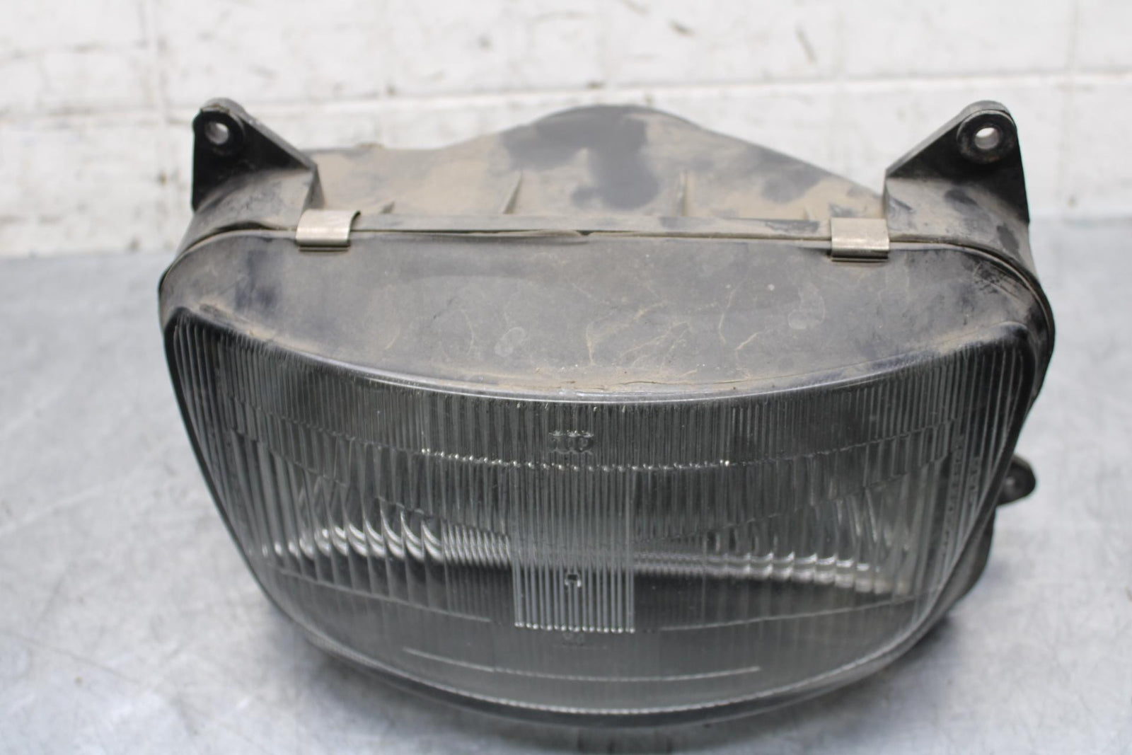00-01 KAWASAKI ZZR600 FRONT HEADLIGHT HEAD LIGHT LAMP BB568