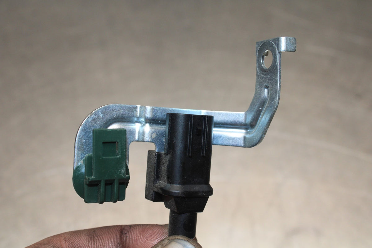 08-09 HONDA CBR1000RR KNOCK SENSOR BB128