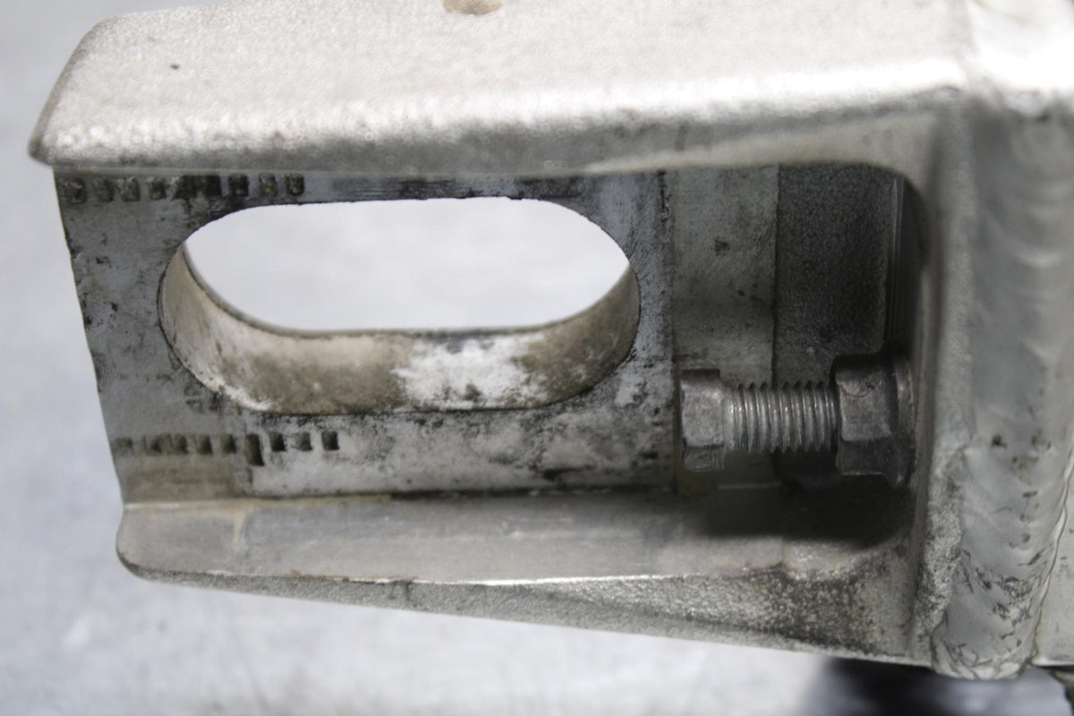 1999 Suzuki GSXR600 REAR SWINGARM BACK SUSPENSION SWING ARM BB580