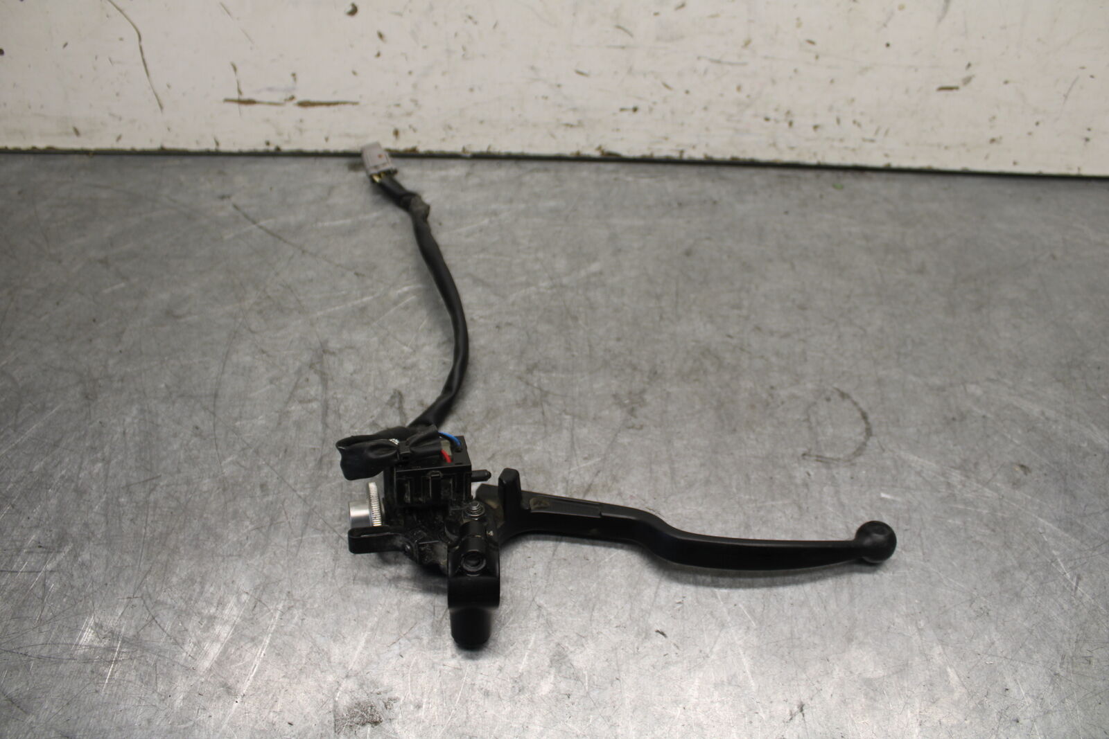 22-24 YAMAHA XSR900 CLUTCH PERCH MOUNT WITH LEVER BB683