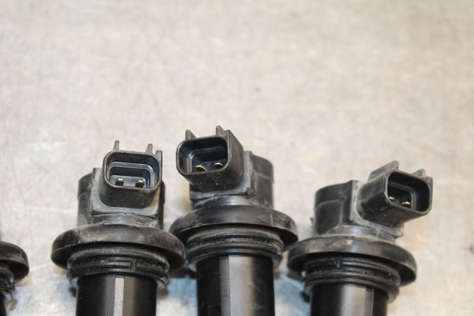 07-08 YAMAHA YZF R1 IGNITION COILS COIL SPARK PLUG CAPS 4C8-82310-00-00  BB675