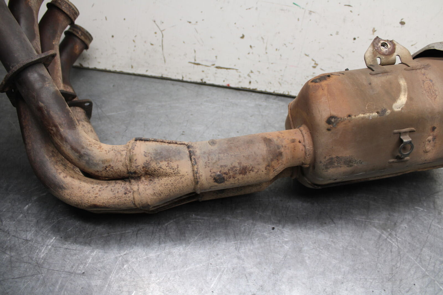 06 YAMAHA YZF R6 EXHAUST HEADER PIPES MANIFOLD BB716