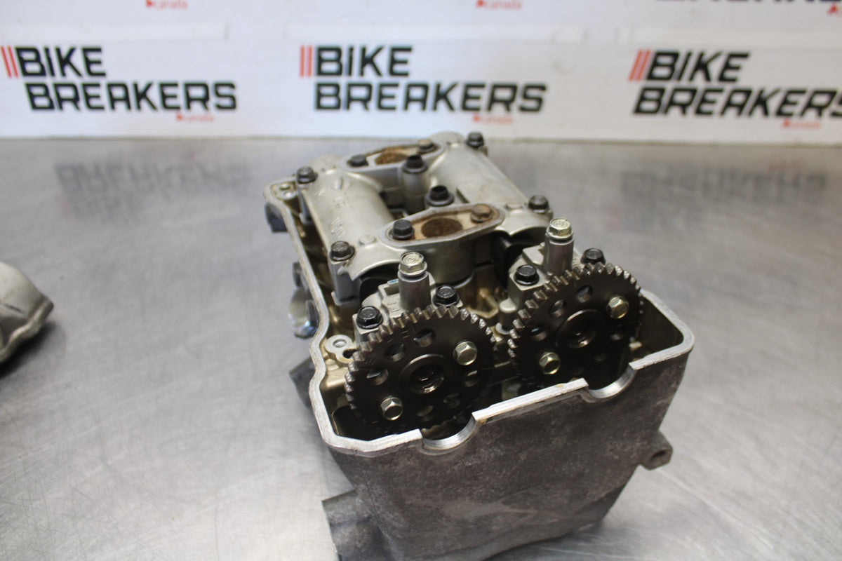 06-07 HONDA INTERCEPTOR 800 VFR800 FRONT ENGINE TOP END CYLINDER HEAD BB917