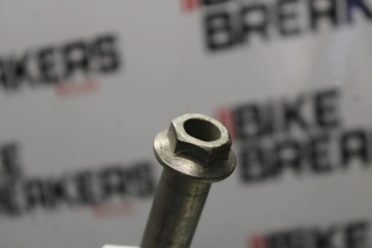25 KAWASAKI Z900 REAR AXLE BACK WHEEL RIM PIVOT BOLT AXEL BB928