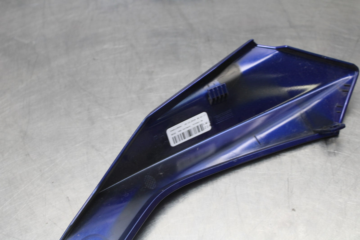 20-23 BMW F900R RIGHT REAR BACK TAIL FAIRING COWL SHROUD BB923