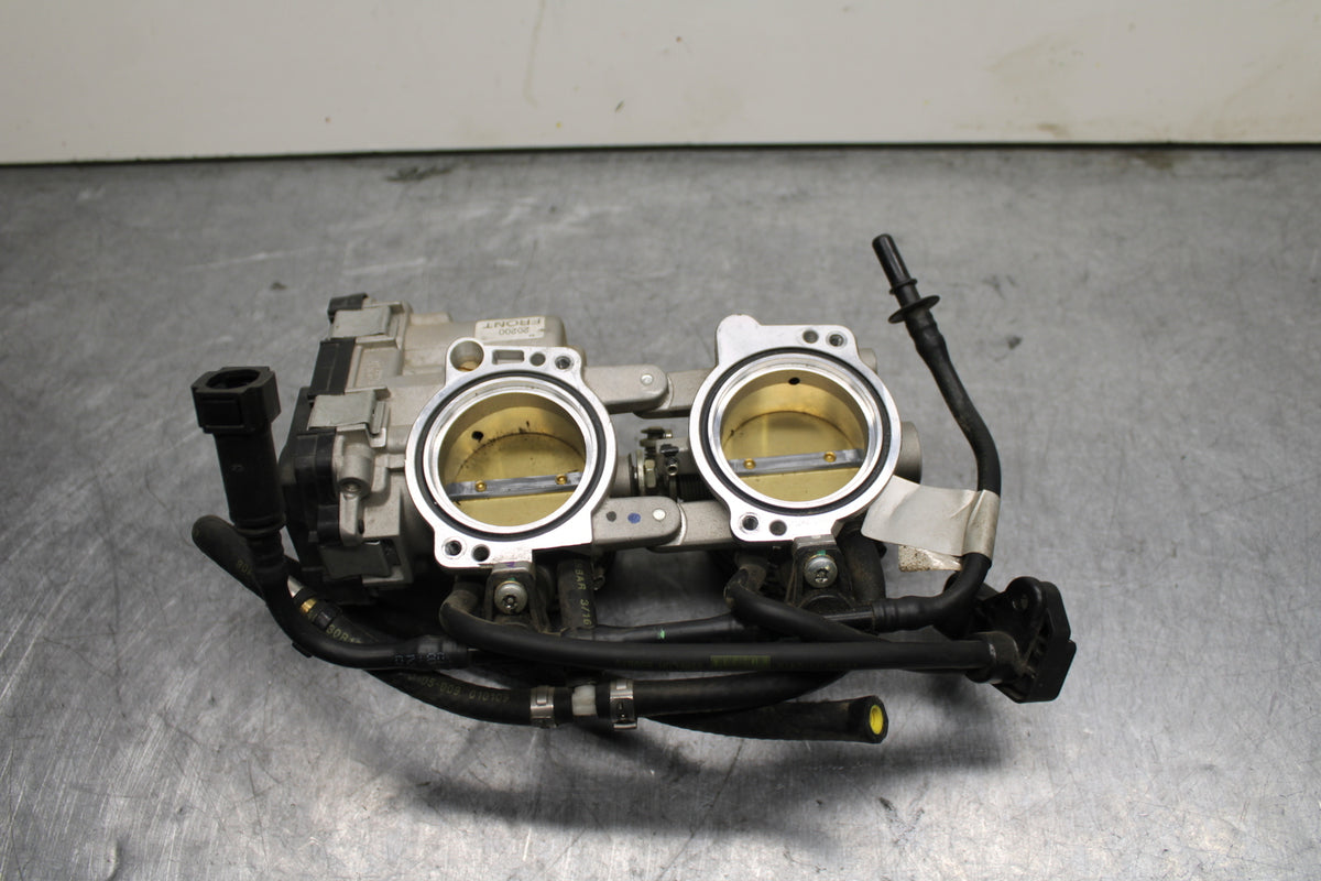 10-11 APRILIA RSV4 R MAIN FUEL INJECTORS / THROTTLE BODIES BB120