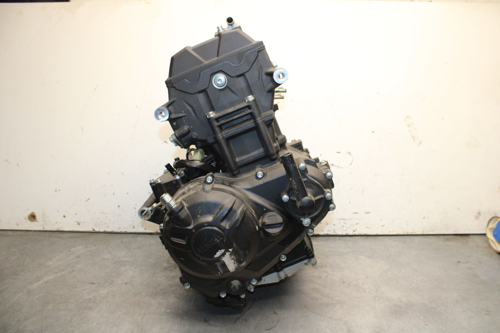 19-24 YAMAHA R3 ENGINE MOTOR BB378