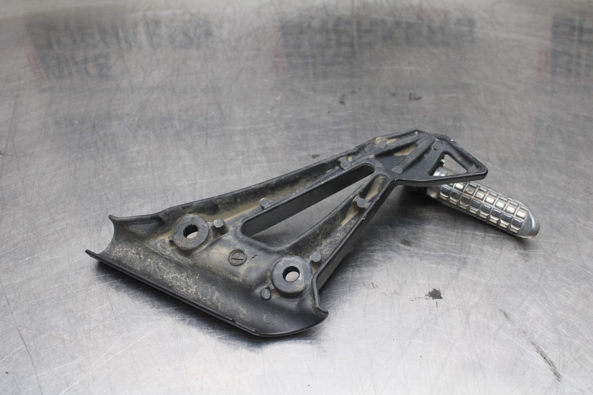 08-12 KAWASAKI NINJA 250R EX250J LEFT REAR BACK PASSENGER PEG BB784