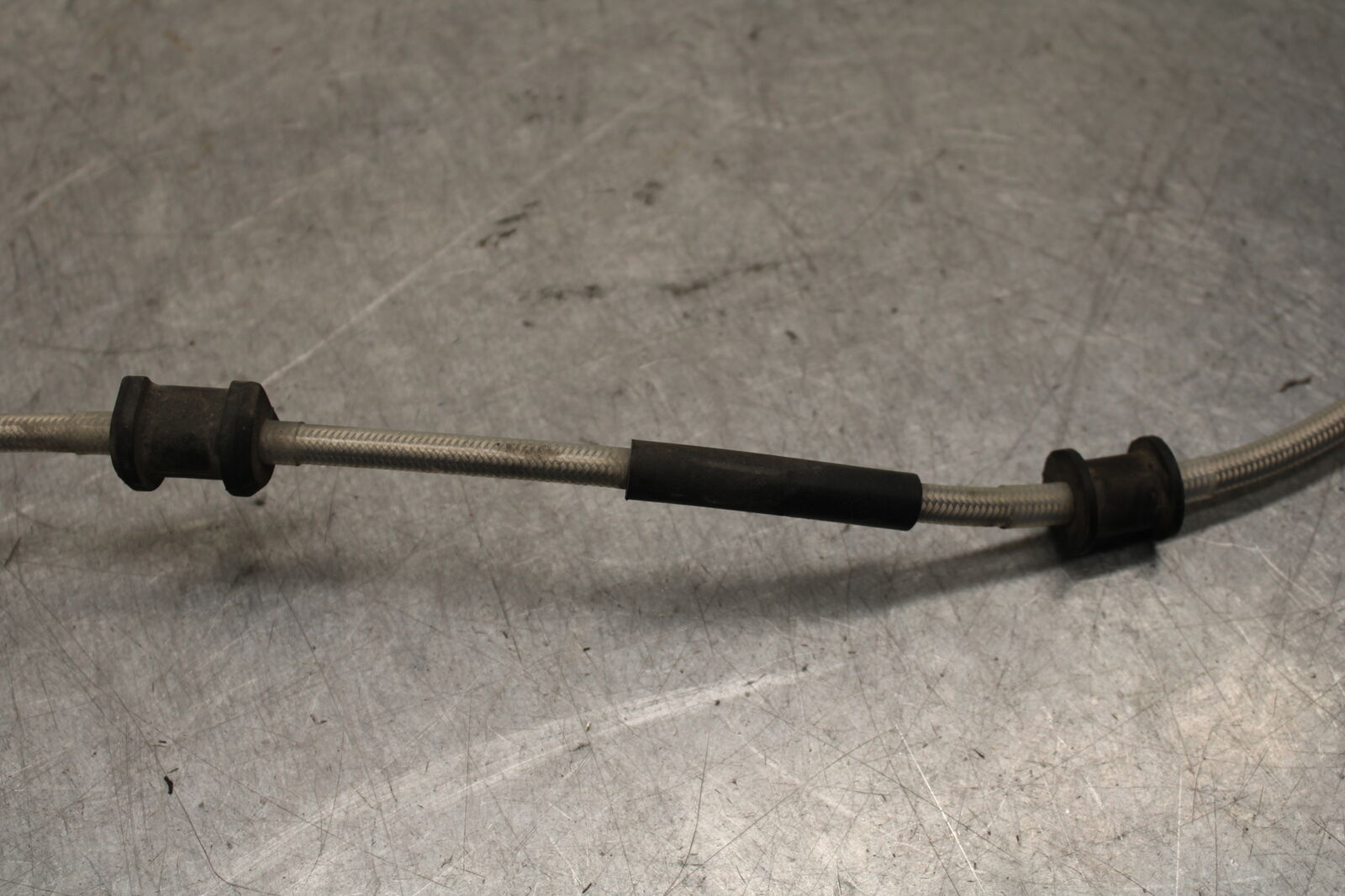 16 KAWASAKI NINJA ZX10R REAR BACK BRAKE HOSE FLUID LINE BB650