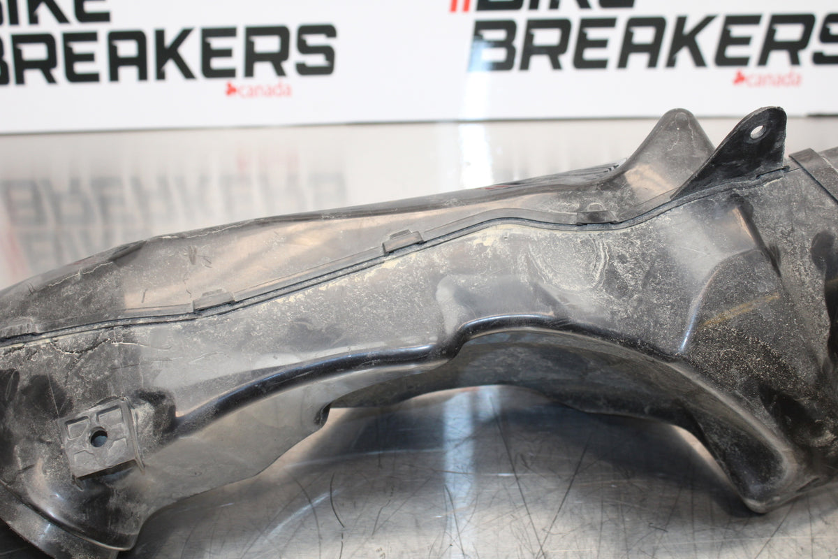 11 SUZUKI GSXR1000 RIGHT LEFT AIR INTAKE DUCTS BB142