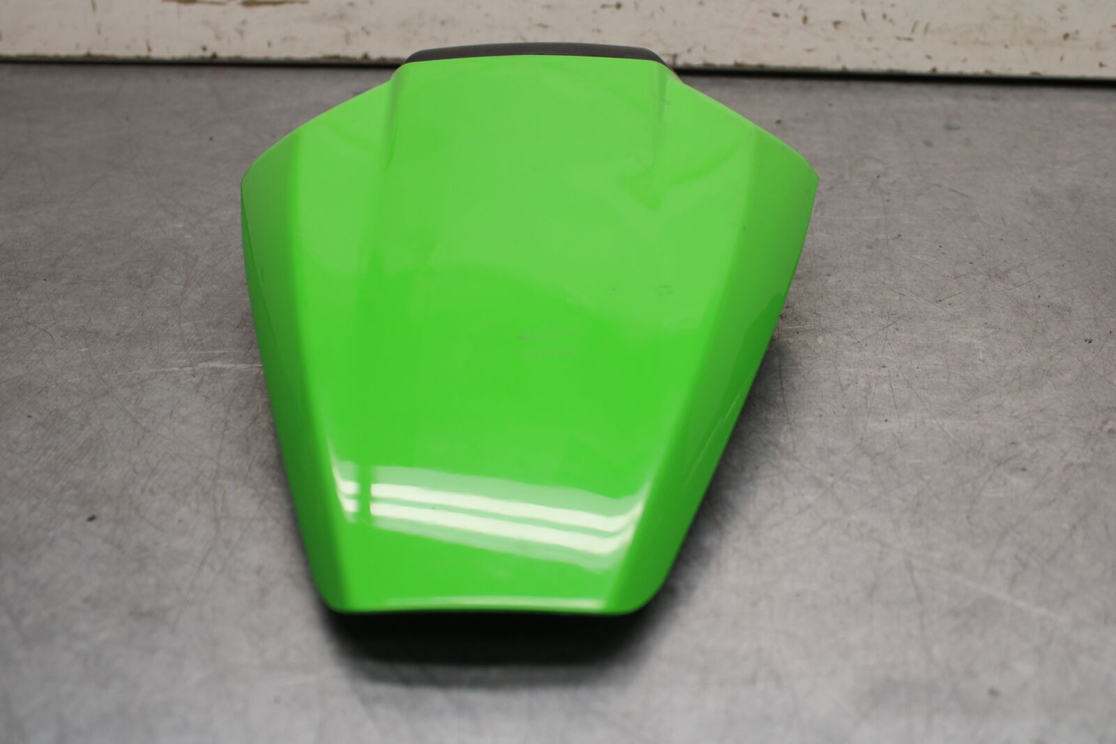 16 KAWASAKI NINJA ZX10R REAR SEAT SOLO COWL FAIRING COVER 99994-0667-51B BB650