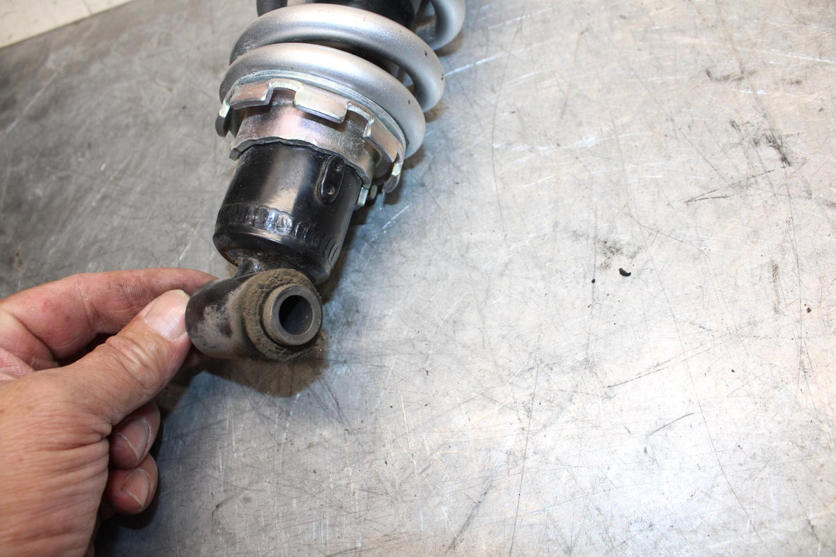 2015 Yamaha YZF R3 REAR BACK SHOCK ABSORBER SUSPENSION 1WD-F2210-00-00 BB526