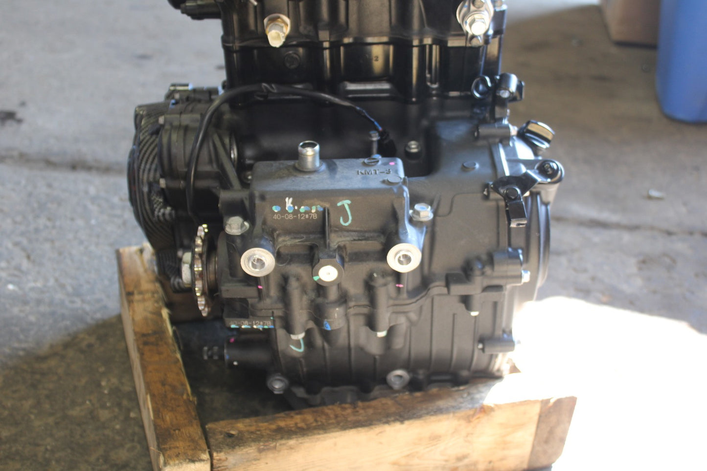 18-23 KAWASAKI NINJA 400 EX400 ABS ENGINE MOTOR BB192