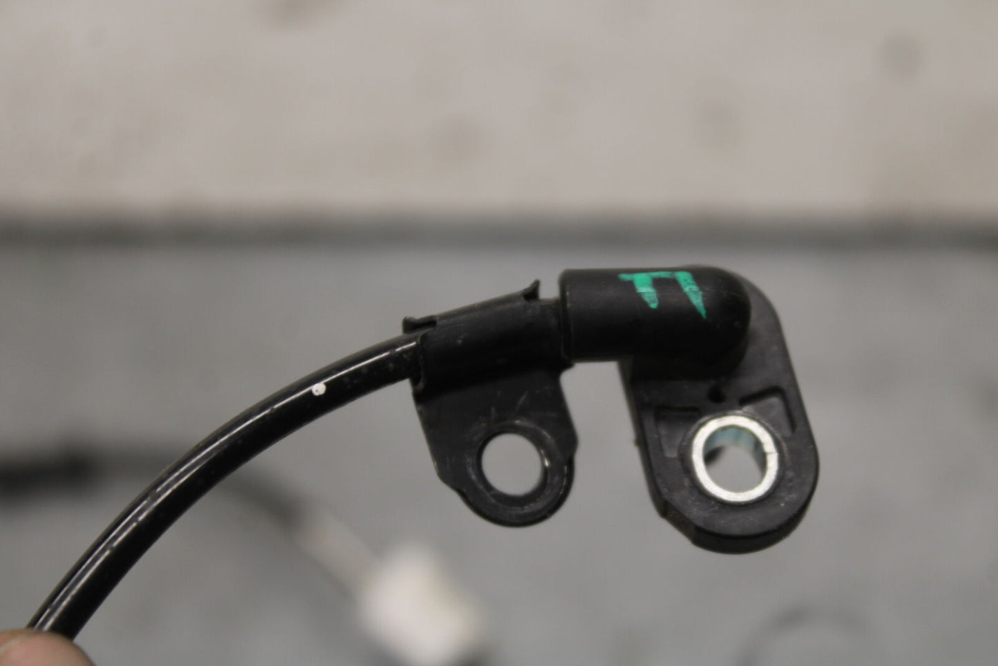 22-24 YAMAHA XSR900 FRONT ABS BRAKE SENSOR BB683