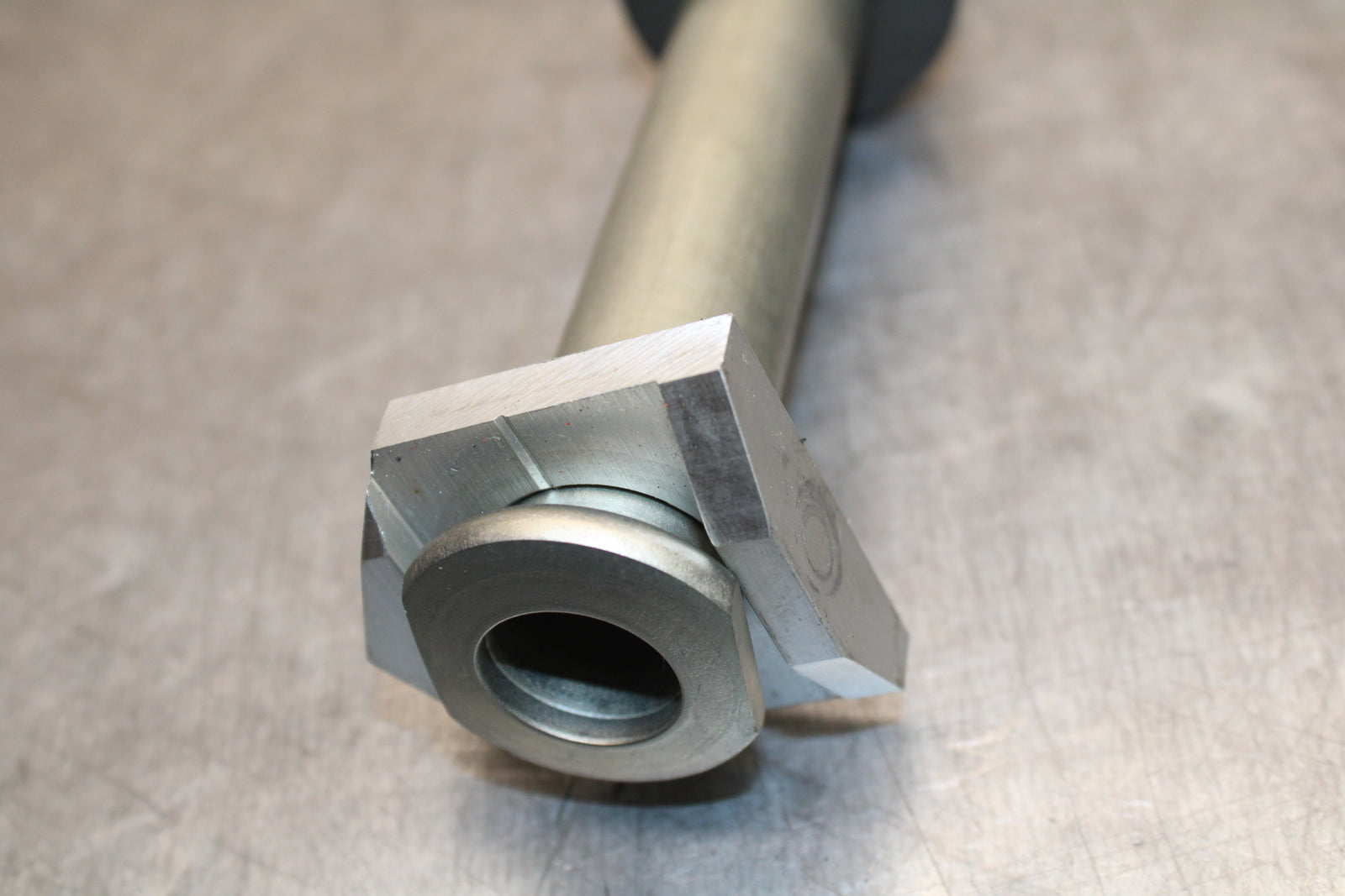 12-25 KAWASAKI NINJA ZX14R NEW!! REAR AXLE BACK WHEEL RIM PIVOT BOLT AXEL BB757