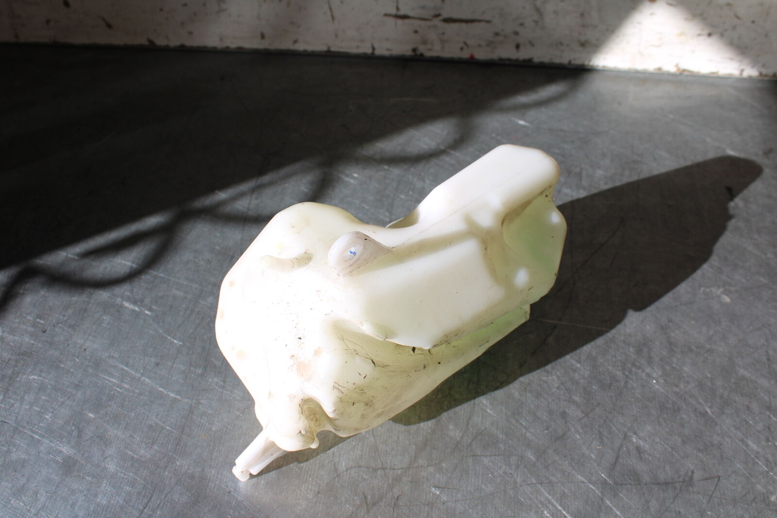 19-22 KAWASAKI Z400 COOLANT WATER TANK RESERVOIR BOTTLE BB708