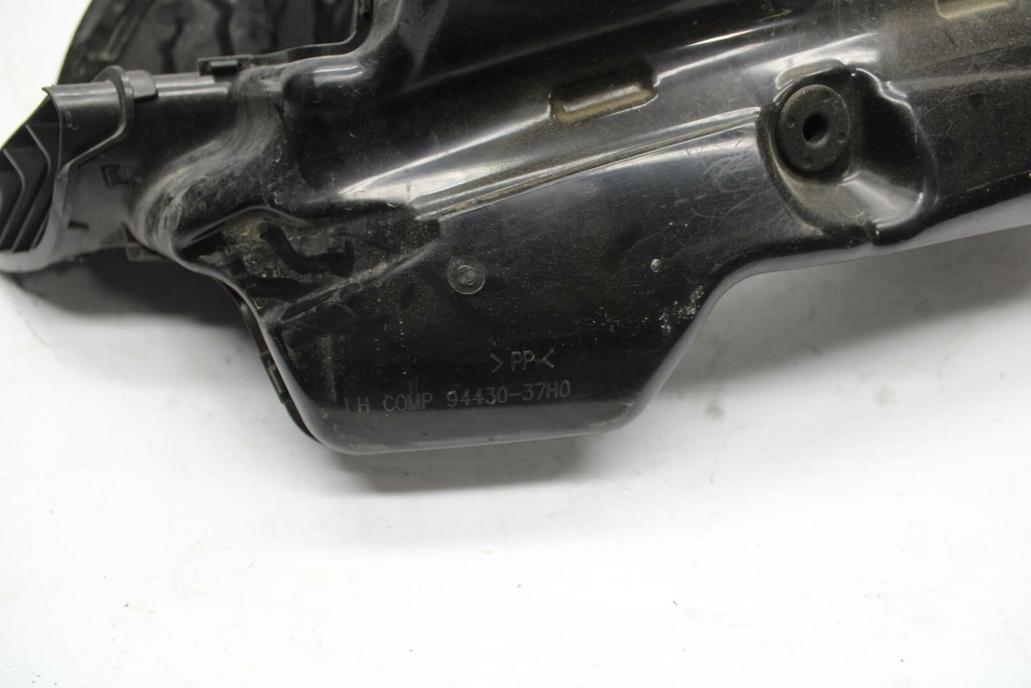 08-09 SUZUKI GSXR600 RIGHT LEFT AIR INTAKE DUCTS BB262