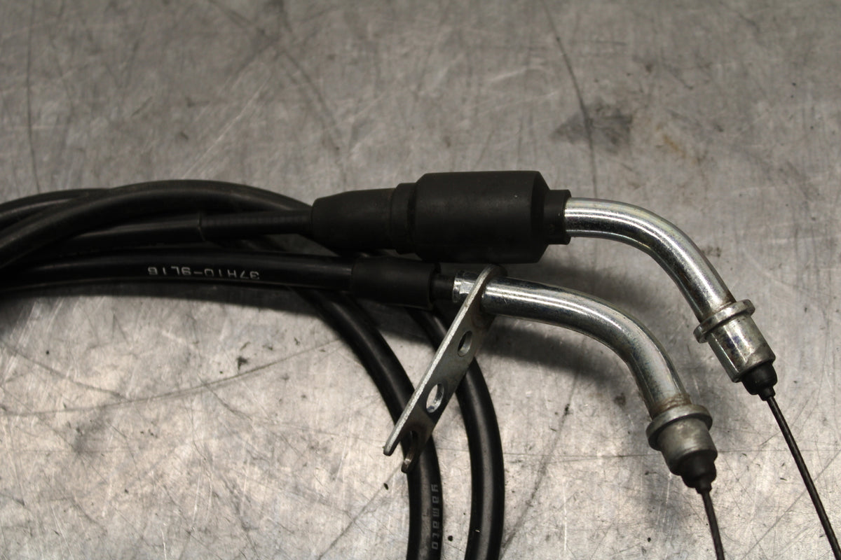 08-10 SUZUKI GSXR750 THROTTLE CABLES LINES BB119