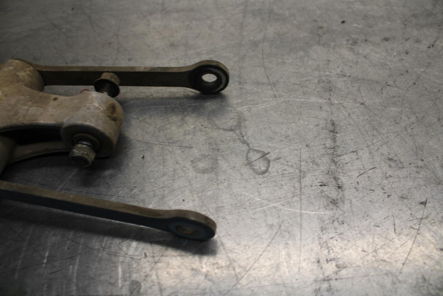 89-90 YAMAHA FZR600 REAR DOGBONE SHOCK LINKAGE LINK BB76