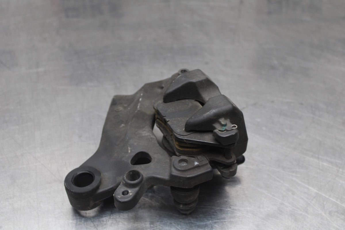 17-18 YAMAHA YZF R3 REAR BACK BRAKE CALIPER W MOUNT BRACKET BB813