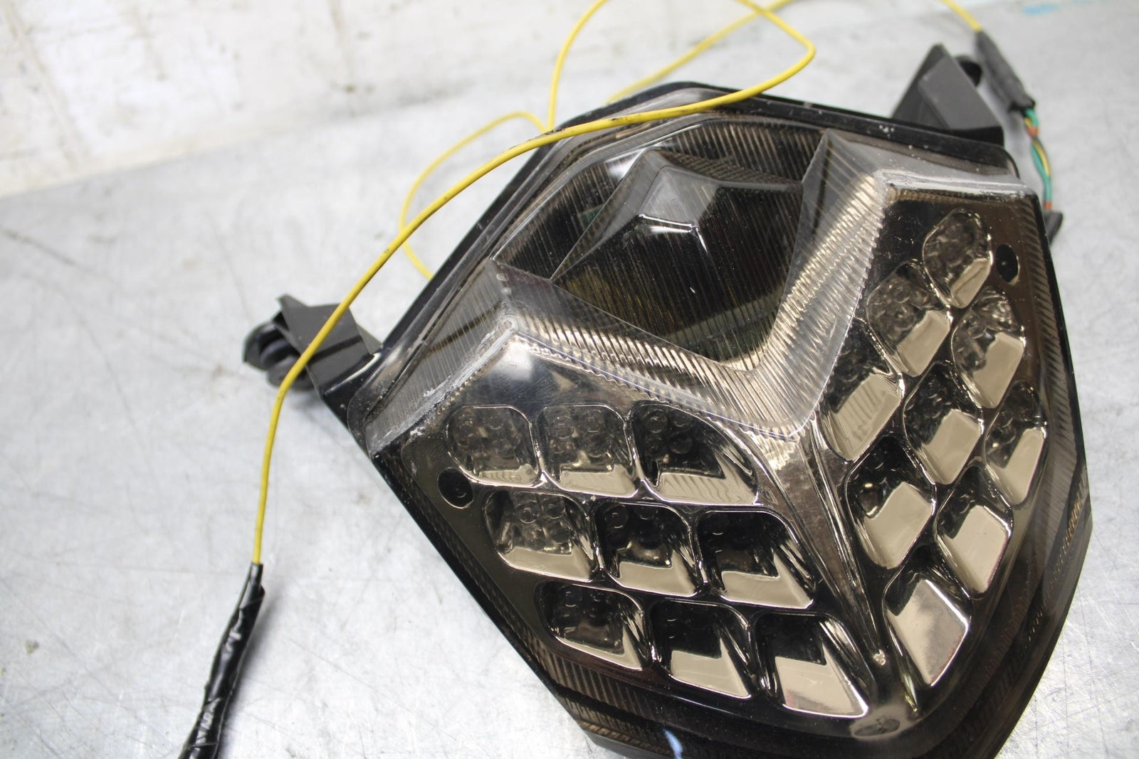 2008 Kawasaki Ninja ZX10R  AFTERMARKET INTEGRATED REAR TAIL TAILLIGHT BB524