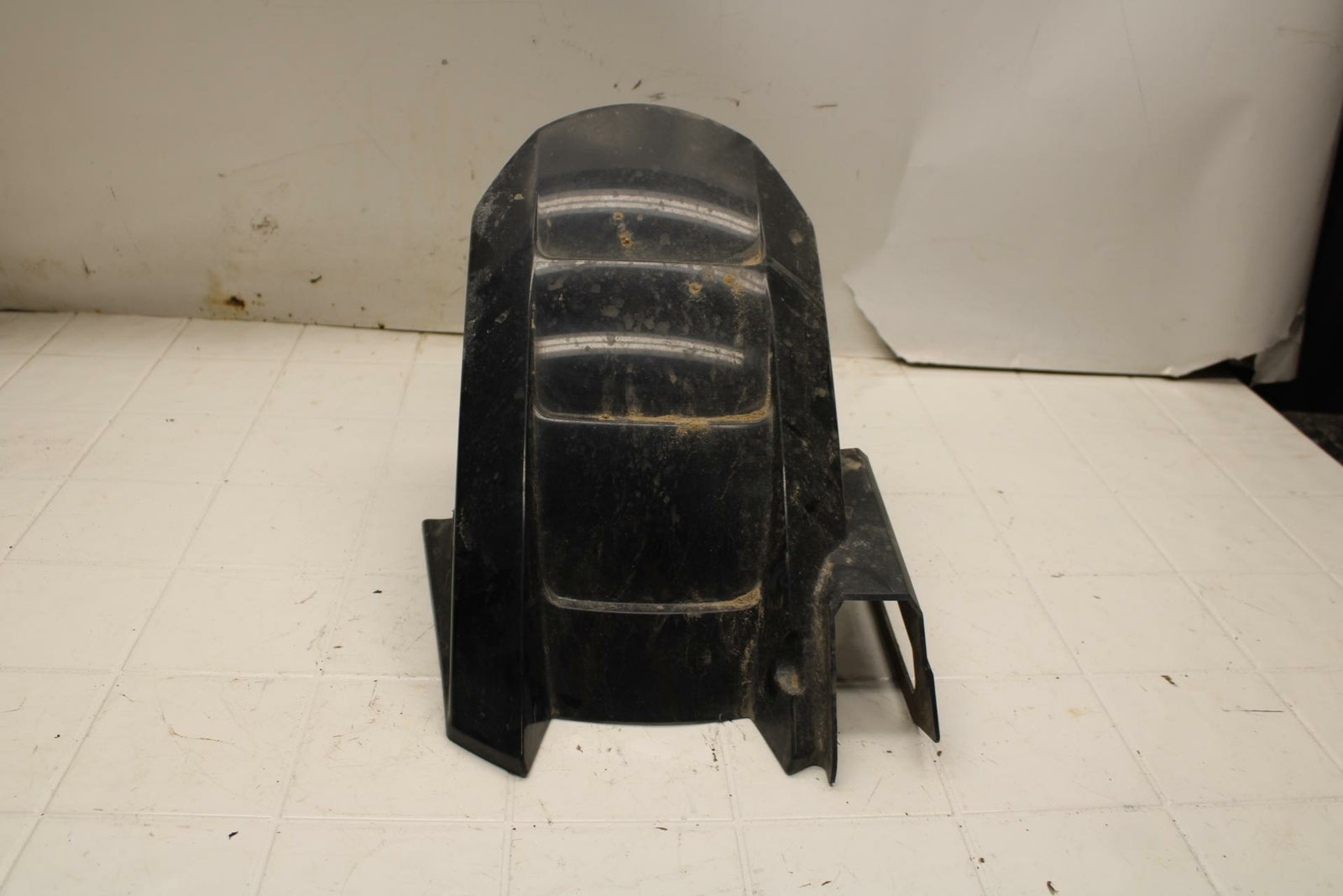 03-04 KAWASAKI NINJA ZX6R 636 REAR BACK WHEEL TIRE HUGGER FENDER BB397