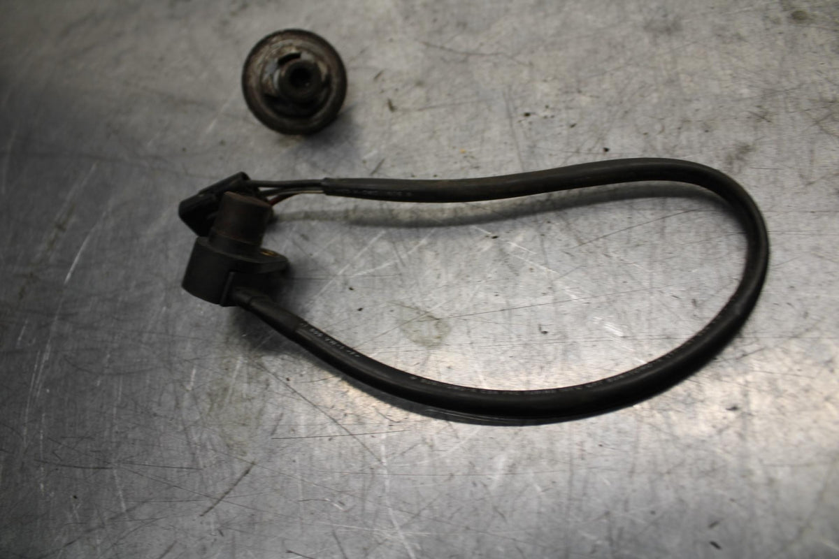 2002 Suzuki GSXR1000 SPEED SPEEDOMETER SENSOR 34990-35F00 BB73