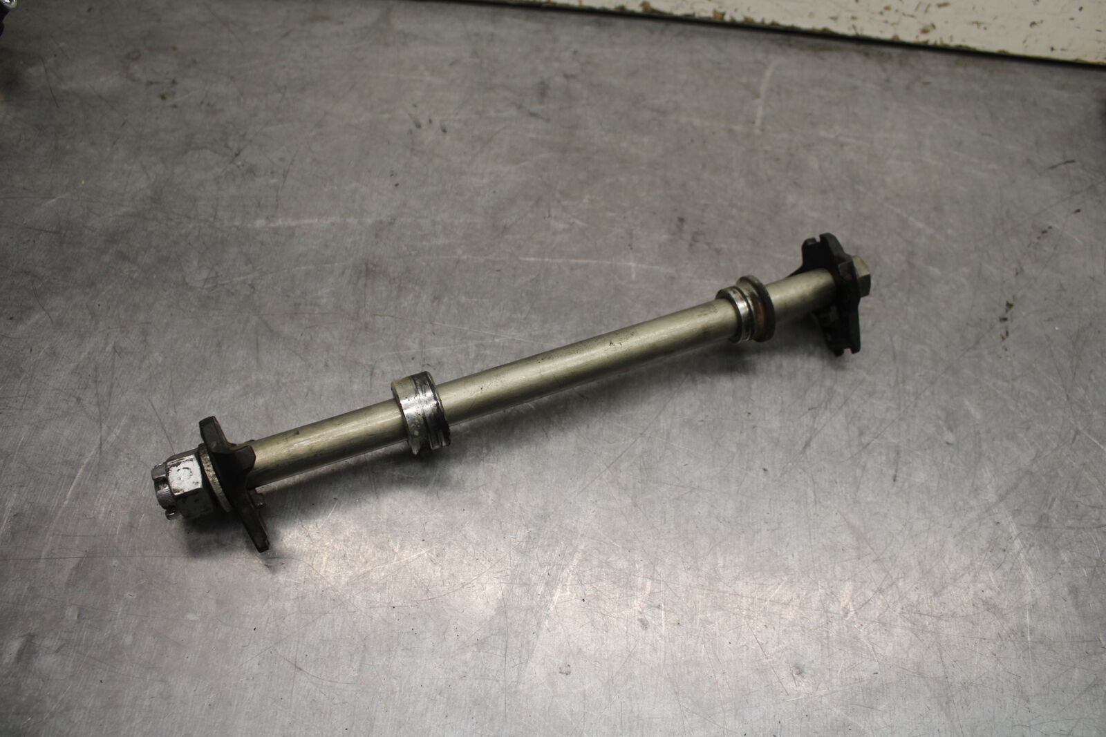 18-24 KAWASAKI NINJA 650 REAR AXLE BACK WHEEL RIM PIVOT BOLT AXEL BB725