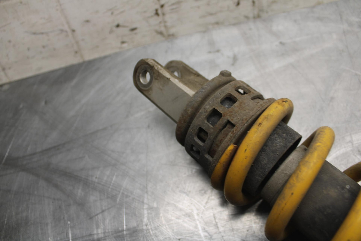 2003 Honda CBR600RR REAR BACK SHOCK ABSORBER SUSPENSION 52400-MEE-003 BB511