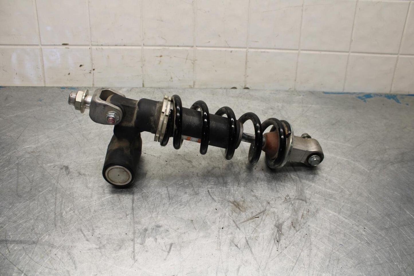 09-16 SUZUKI GSXR1000 REAR BACK SHOCK ABSORBER SUSPENSION BB439 
