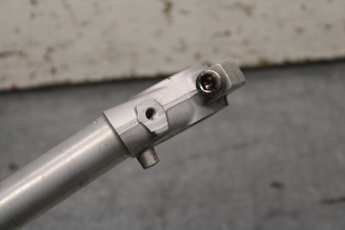03-04 TRIUMPH DAYTONA 600 RIGHT CLIP ON HANDLEBAR BB745