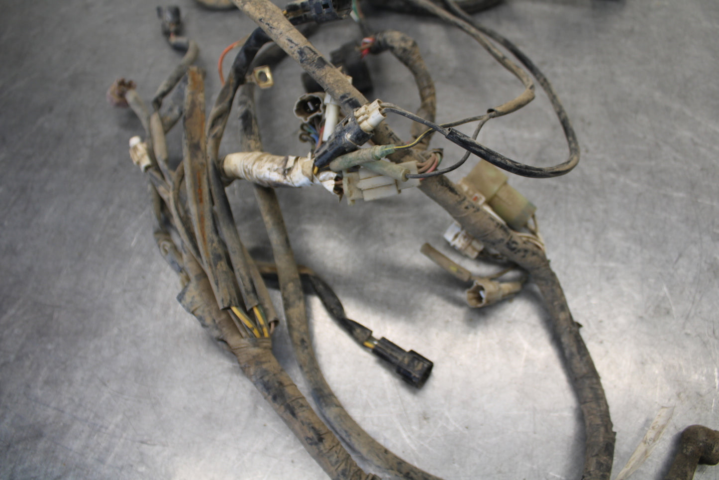 01-05 YAMAHA RAPTOR 660R MAIN ENGINE WIRING HARNESS MOTOR WIRE LOOM BB695