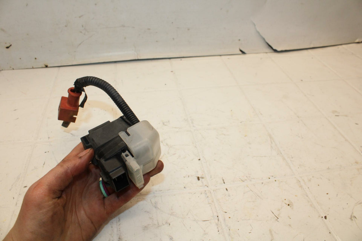 01 SUZUKI GSXR1000 ENGINE STARTER RELAY STARTING MOTOR SWITCH 31800-35F00 BB10