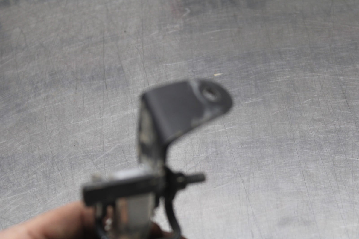 22-25 YAMAHA YZF R7 RIGHT REAR BACK PASSENGER PEG BB769