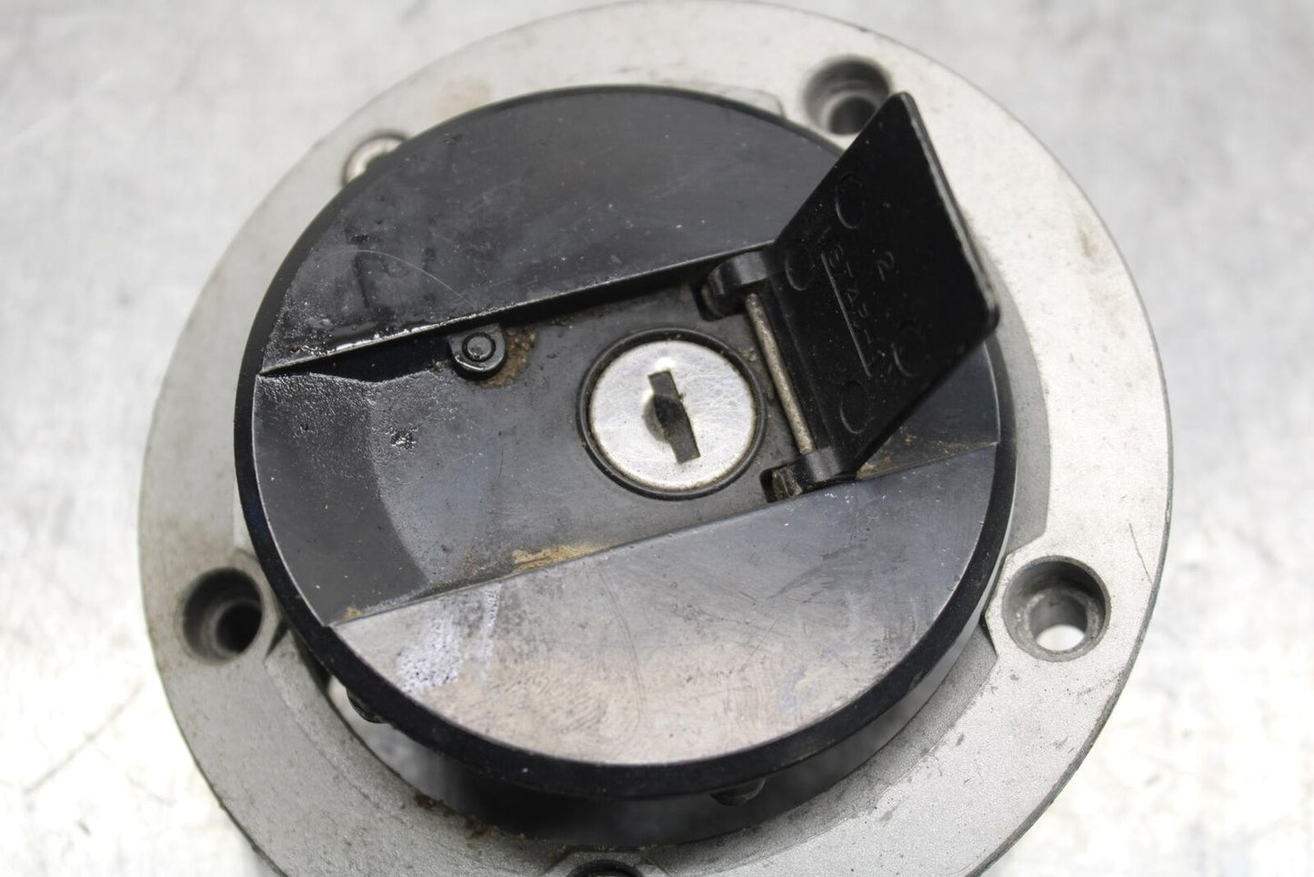 2011 Suzuki GSXR600 IGNITION LOCK KEY SET W/ GAS CAP BB94