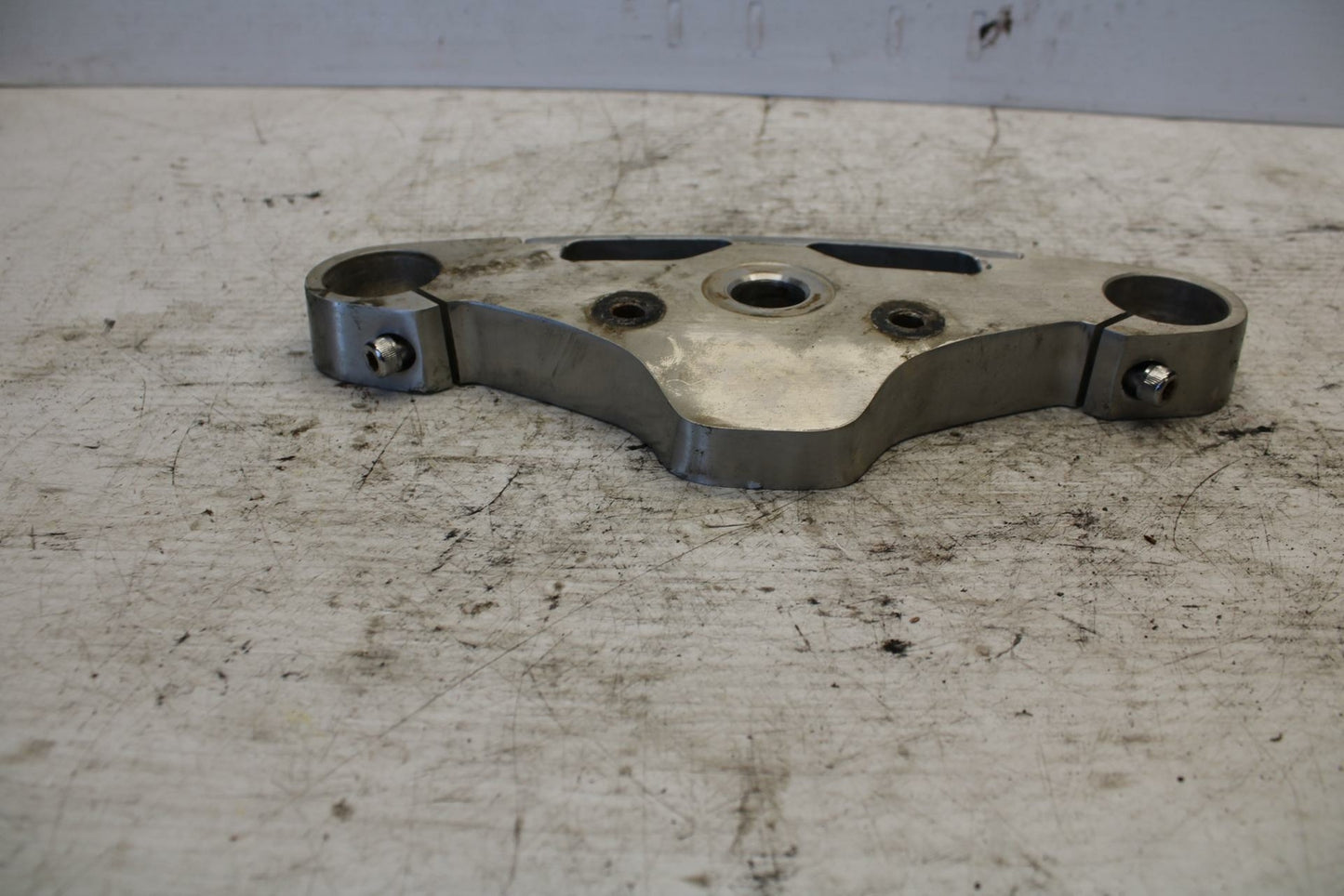 01 KAWASAKI VULCAN 1500 FORKS UPPER TRIPLE TREE CLAMP BB301